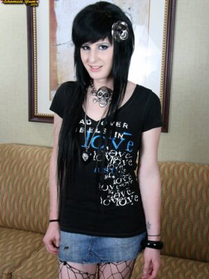 Pale skinned goth amercian tgirl reveals her cock