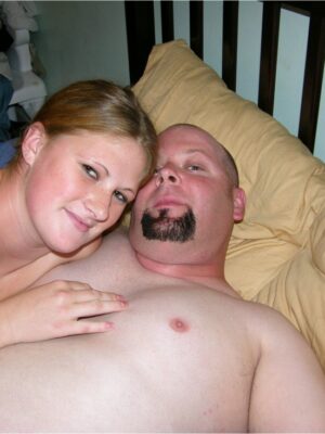 Redneck Farm Girl Gives Teenage Oral job
