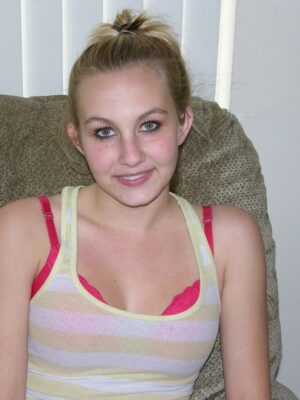 Blond Teen Models Stripped And Shows Tight Asshole